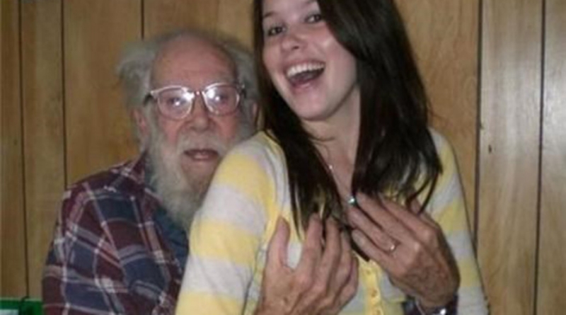 Wife Teasing Old Man Other Hot Pics